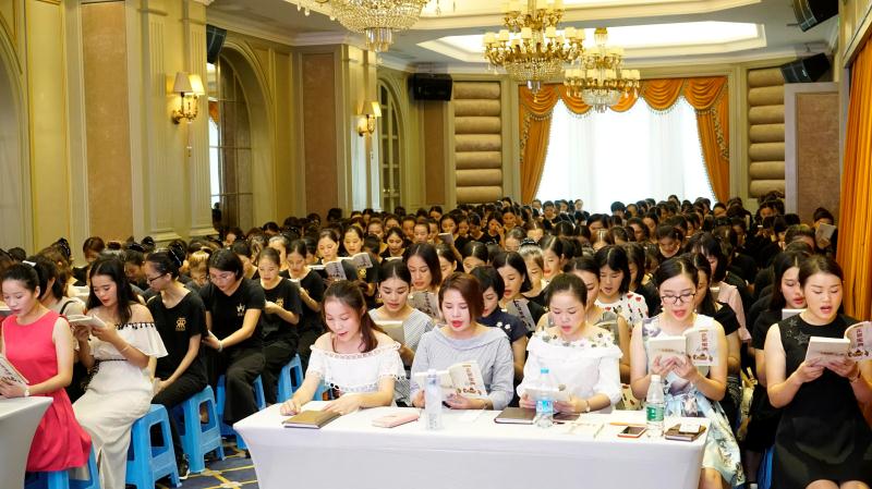 香港红瑞集团FB体育官网之国学工程——第十三期女学培训，保持德行，提升修养！