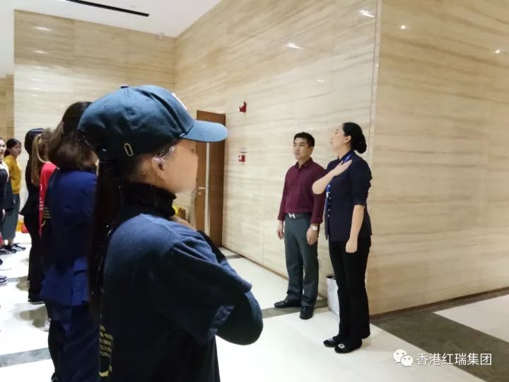 仪仗队强化训练，备战FB体育官网宣导大会！