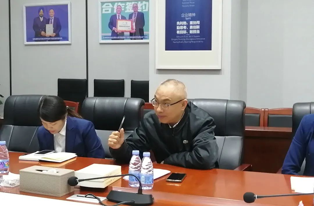 进建党的二十大心灵和习近平新时期中国特色社会主义思想座谈会——J9集团国际站党支部2024第一次党怨佧个会议召开